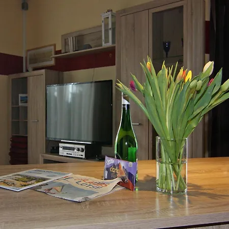Doppelhaushaelfte In Bansin, Cleaning Included *