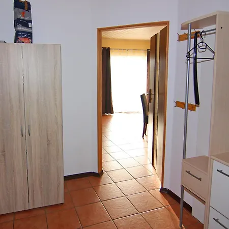 Hébergement de vacances Doppelhaushaelfte In Bansin, Cleaning Included *